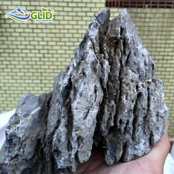 Gợi Ý Các Loại Đá Thi Công Hồ Cá Koi